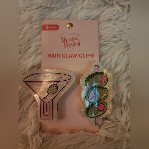 NWT Fraiser Sterling Martini & Olives Acrylic Novelty Hair Claw Clips, Set of 2 - Picture 1 of 4